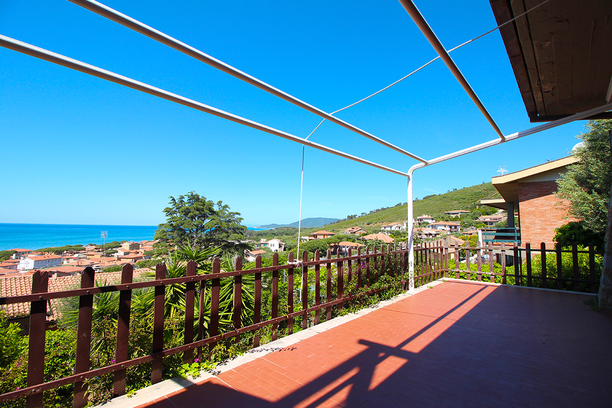 Casa indipendente con giardino IL MOLO IMMOBILIARE Castiglione della